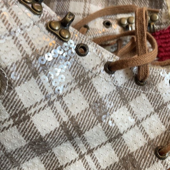 Sperry boots with sequence so nice  worn but nice - Picture 3 of 3